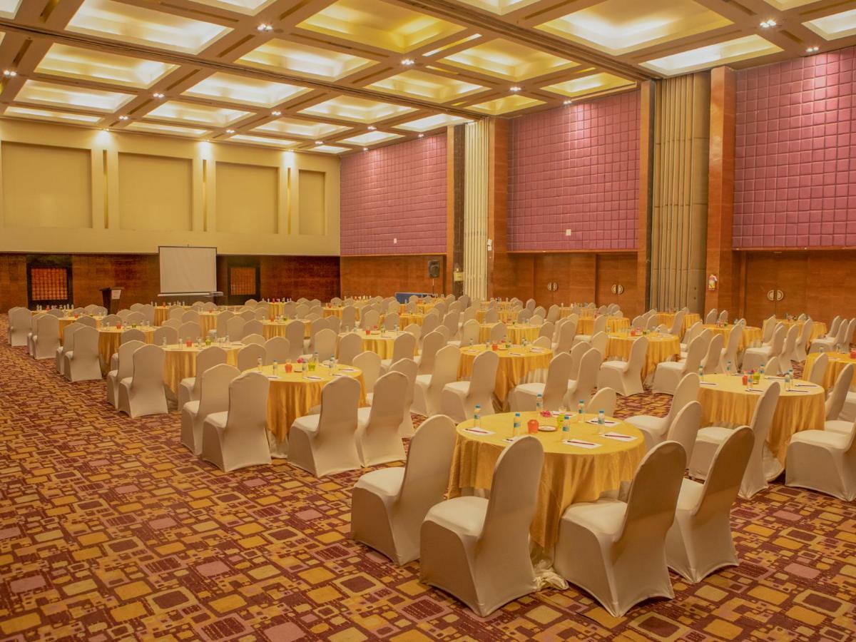 浦那兰花酒店 外观 照片 The Grand Ballroom